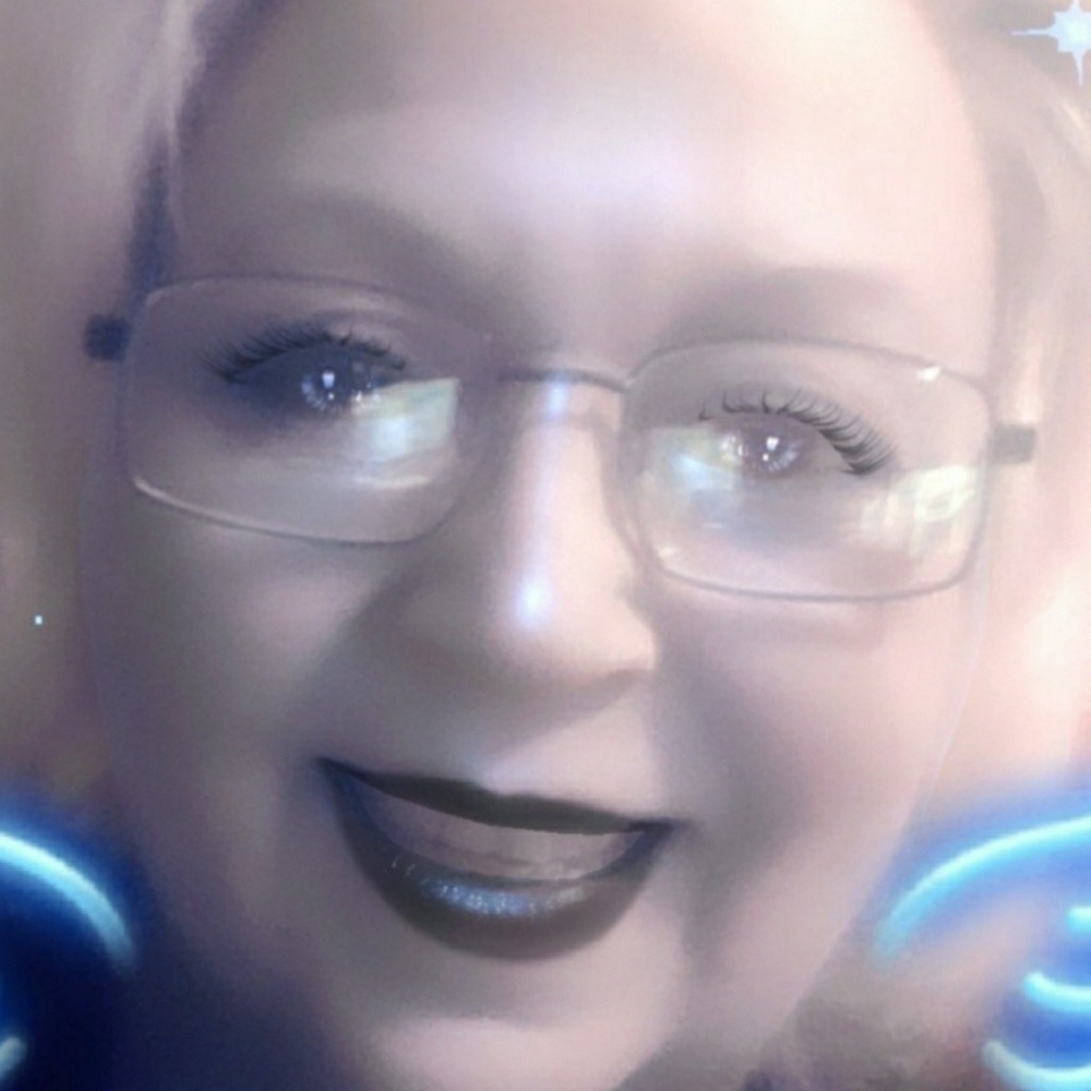 Meet your Posher, Sally